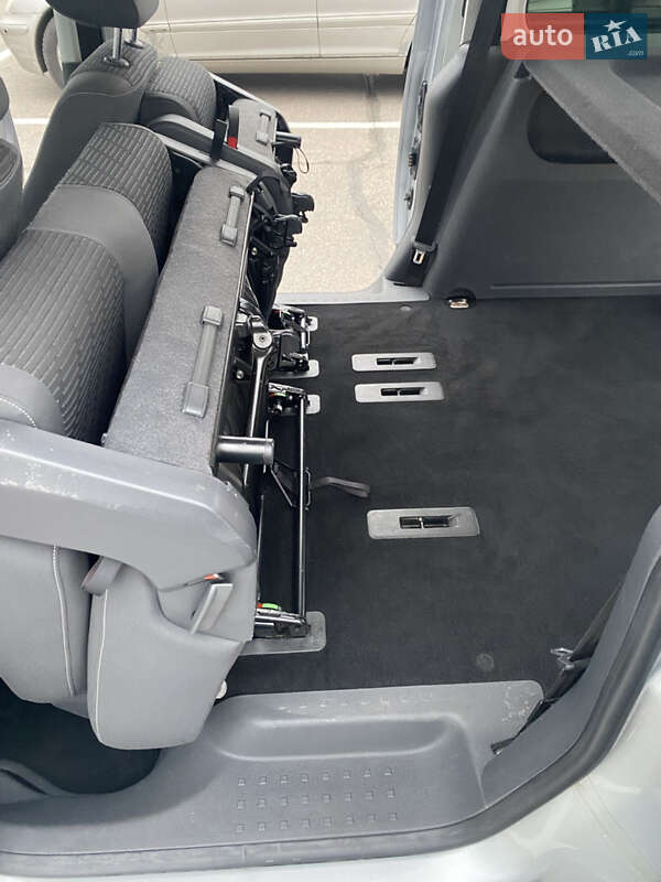 Мінівен Volkswagen Caddy 2014 в Києві фото 28 Мінівен Volkswagen Caddy 2014 в Києві