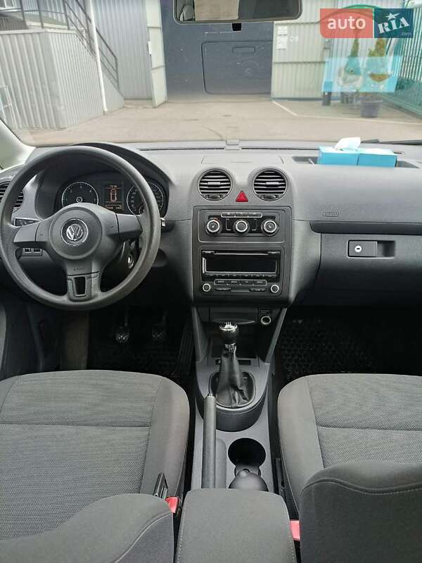 Минивэн Volkswagen Caddy 2012 в Обухове фото 4 Минивэн Volkswagen Caddy 2012 в Обухове