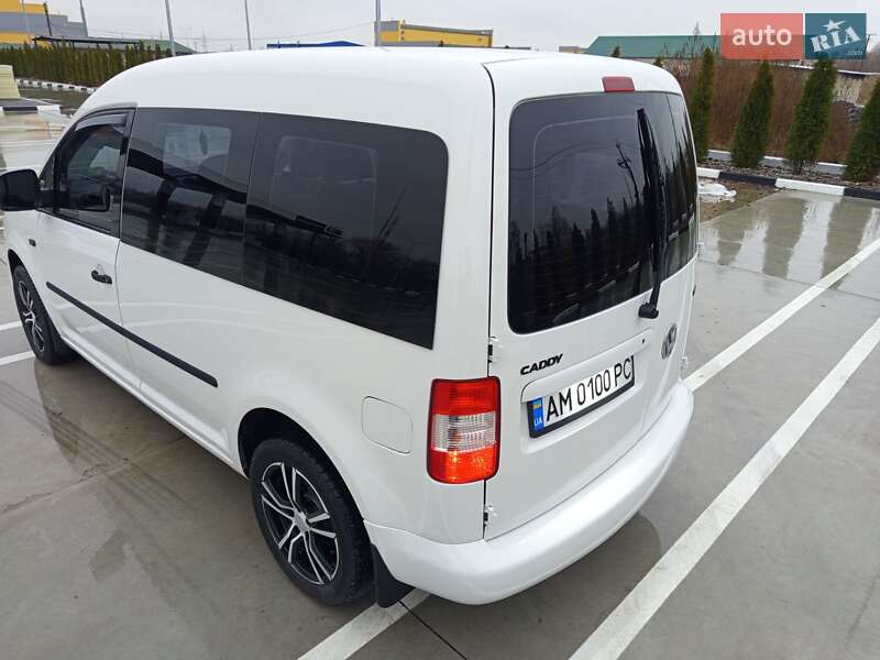 Минивэн Volkswagen Caddy 2005 в Звягеле