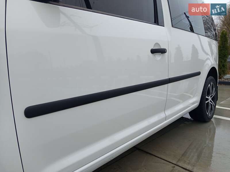 Минивэн Volkswagen Caddy 2005 в Звягеле