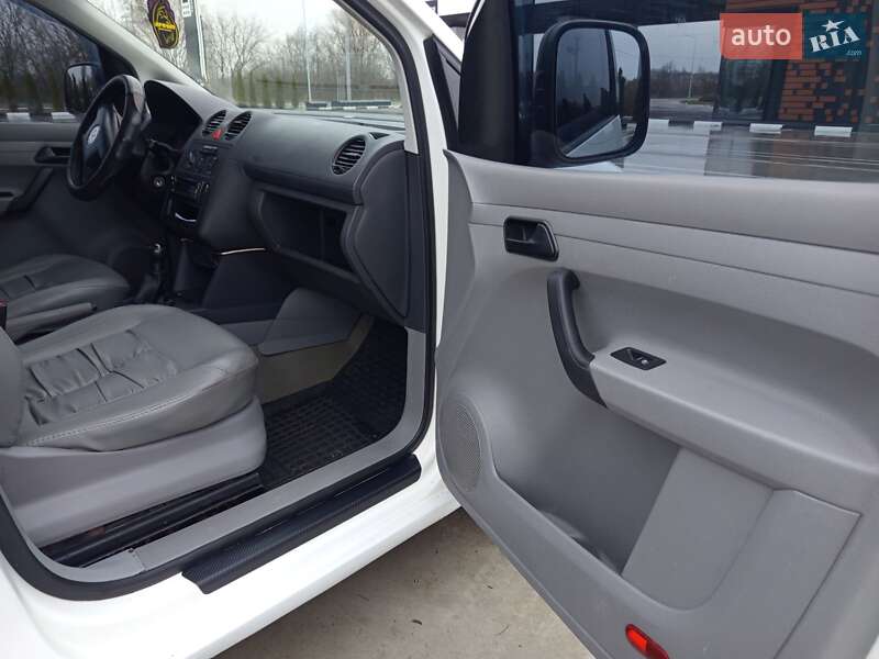 Минивэн Volkswagen Caddy 2005 в Звягеле