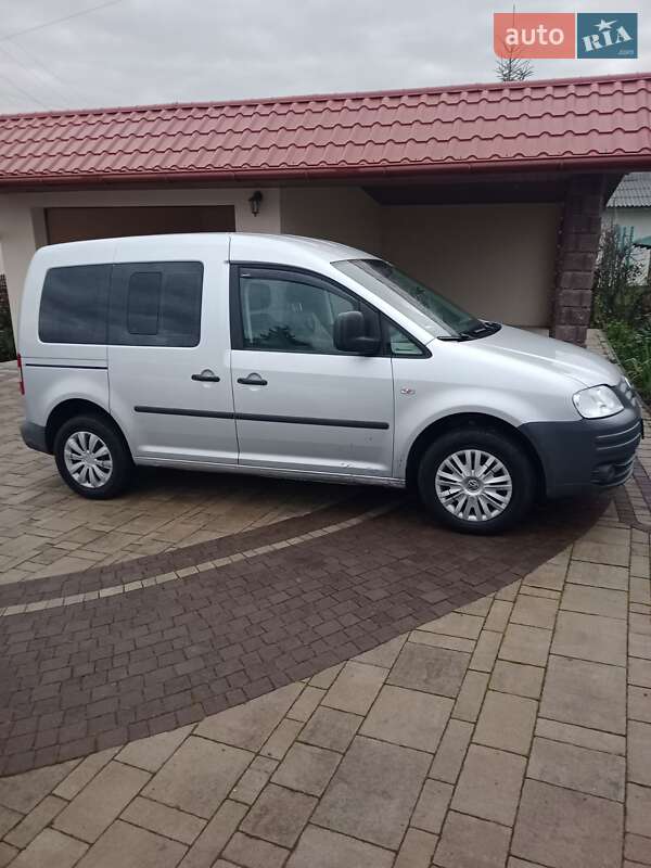 Мінівен Volkswagen Caddy 2010 в Львові фото 7 Мінівен Volkswagen Caddy 2010 в Львові