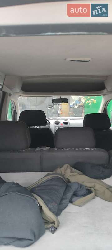 Минивэн Volkswagen Caddy 2008 в Белогорье фото 11 Минивэн Volkswagen Caddy 2008 в Белогорье