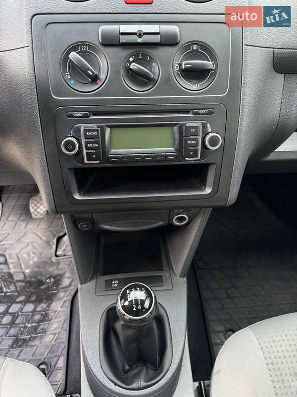 Минивэн Volkswagen Caddy 2008 в Ахтырке