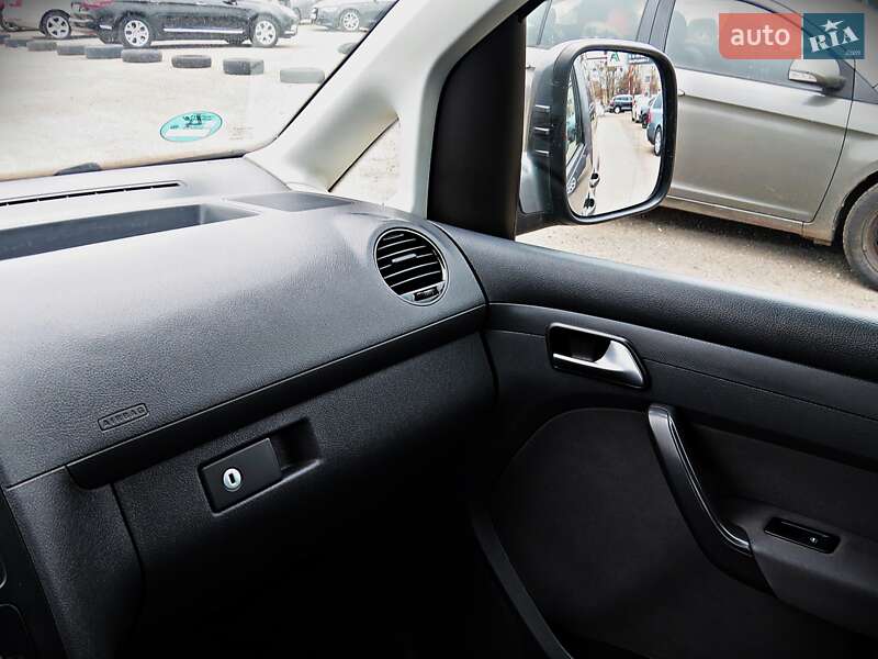Минивэн Volkswagen Caddy 2015 в Черкассах фото 14 Минивэн Volkswagen Caddy 2015 в Черкассах