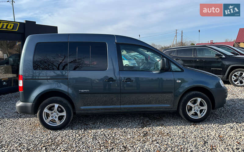 Минивэн Volkswagen Caddy 2010 в Коломые