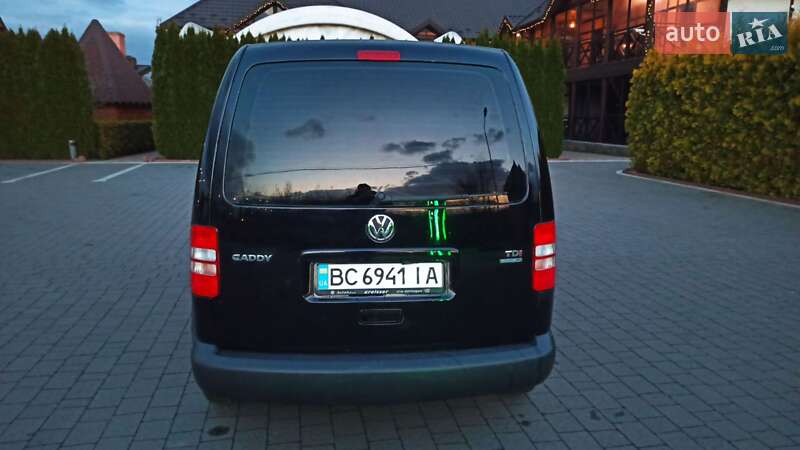 Минивэн Volkswagen Caddy 2012 в Стрые