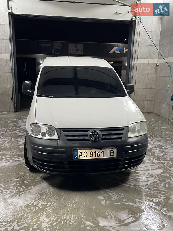 Минивэн Volkswagen Caddy 2006 в Хусте