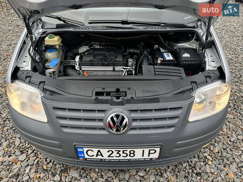 Минивэн Volkswagen Caddy 2007 в Смеле