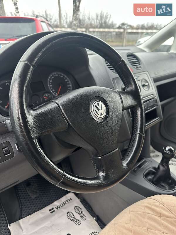 Минивэн Volkswagen Caddy 2006 в Смеле