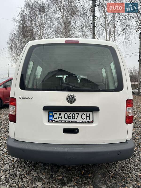Минивэн Volkswagen Caddy 2006 в Смеле