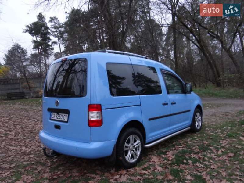 Мінівен Volkswagen Caddy 2008 в Черкасах