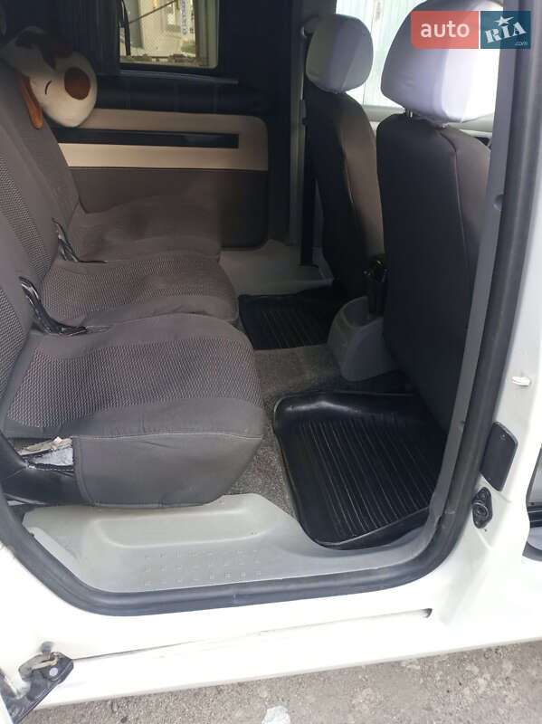 Мінівен Volkswagen Caddy 2005 в Тернополі фото 7 Мінівен Volkswagen Caddy 2005 в Тернополі