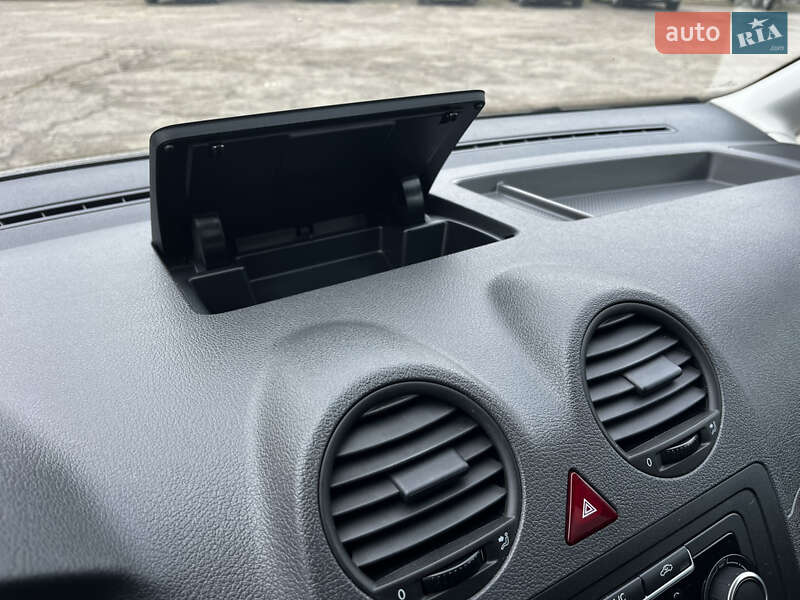 Минивэн Volkswagen Caddy 2014 в Луцке фото 24 Минивэн Volkswagen Caddy 2014 в Луцке