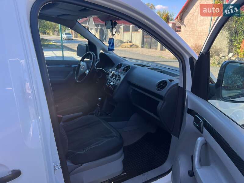 Мінівен Volkswagen Caddy 2006 в Одесі фото 5 Мінівен Volkswagen Caddy 2006 в Одесі