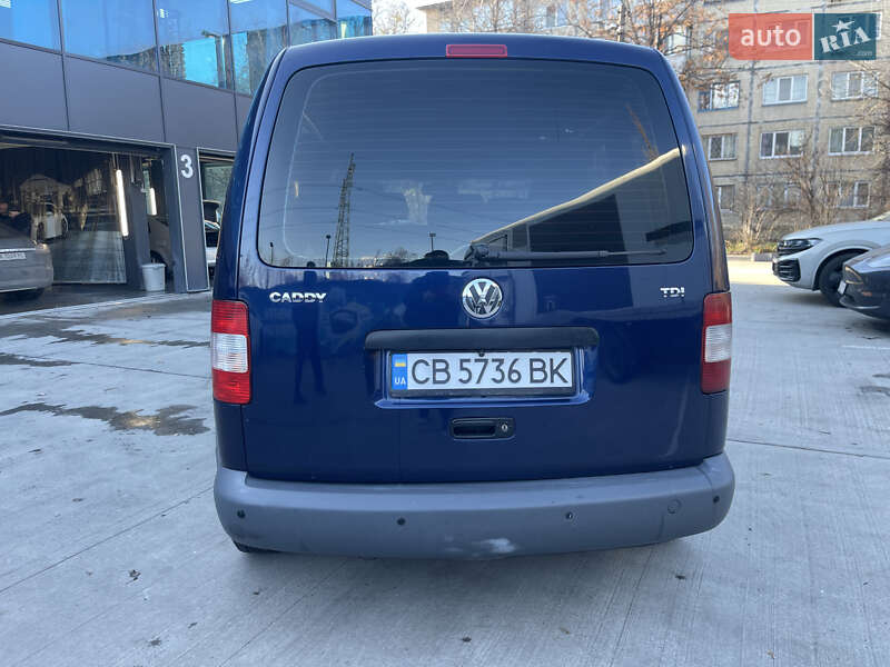Минивэн Volkswagen Caddy 2008 в Киеве