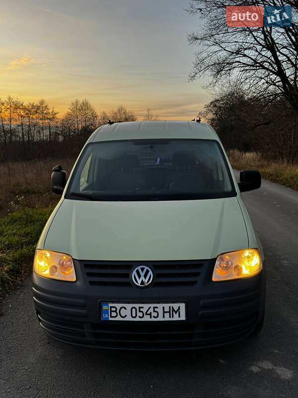 Минивэн Volkswagen Caddy 2008 в Львове