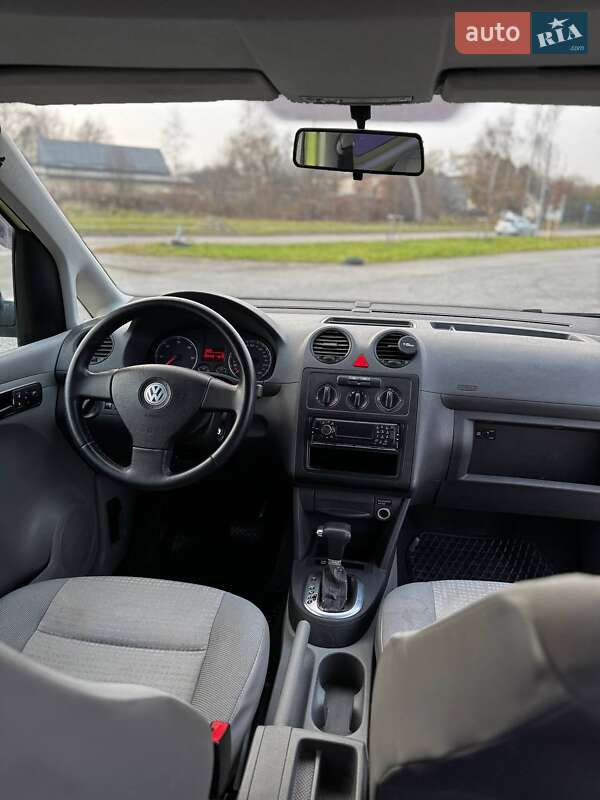 Минивэн Volkswagen Caddy 2008 в Львове