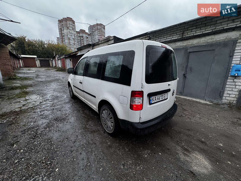 Минивэн Volkswagen Caddy 2004 в Киеве