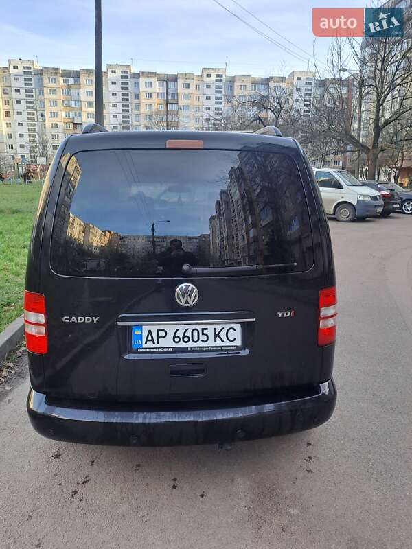 Мінівен Volkswagen Caddy 2010 в Івано-Франківську
