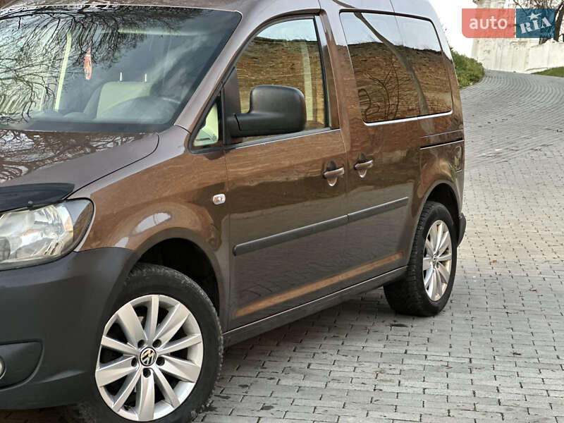 Мінівен Volkswagen Caddy 2010 в Тернополі фото 4 Мінівен Volkswagen Caddy 2010 в Тернополі