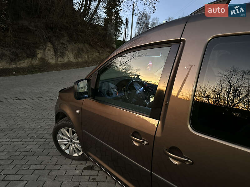 Мінівен Volkswagen Caddy 2010 в Тернополі фото 40 Мінівен Volkswagen Caddy 2010 в Тернополі