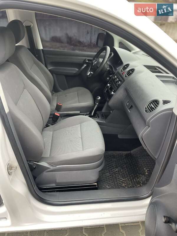 Минивэн Volkswagen Caddy 2014 в Тернополе