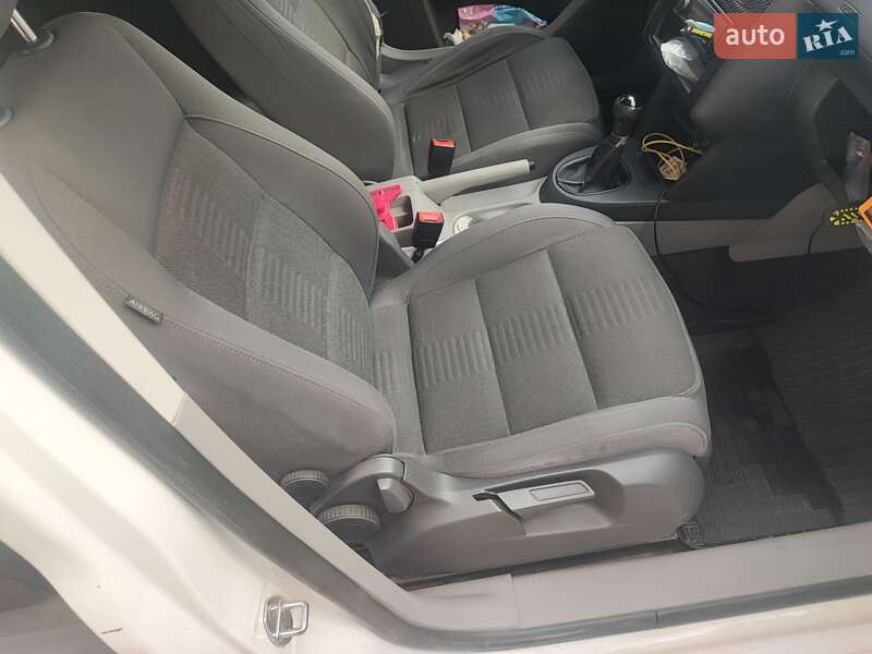 Минивэн Volkswagen Caddy 2009 в Сумах