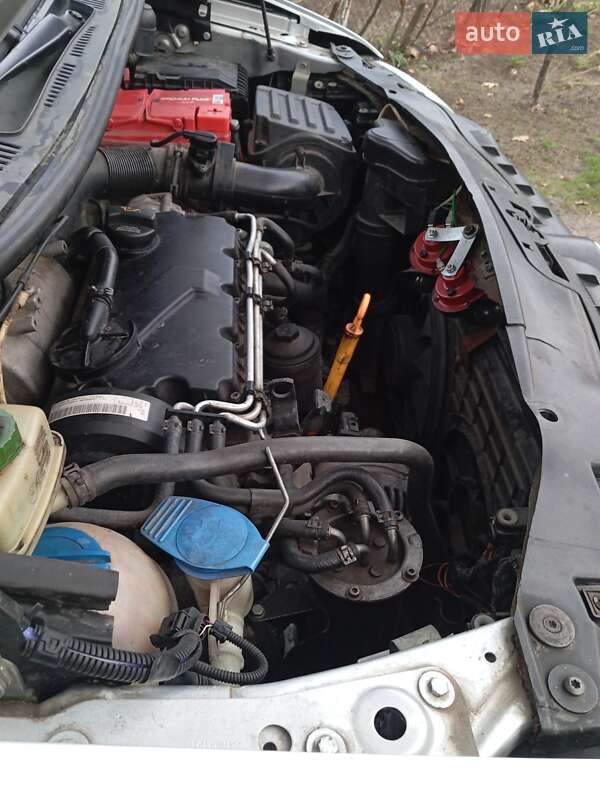 Минивэн Volkswagen Caddy 2006 в Новых Санжарах