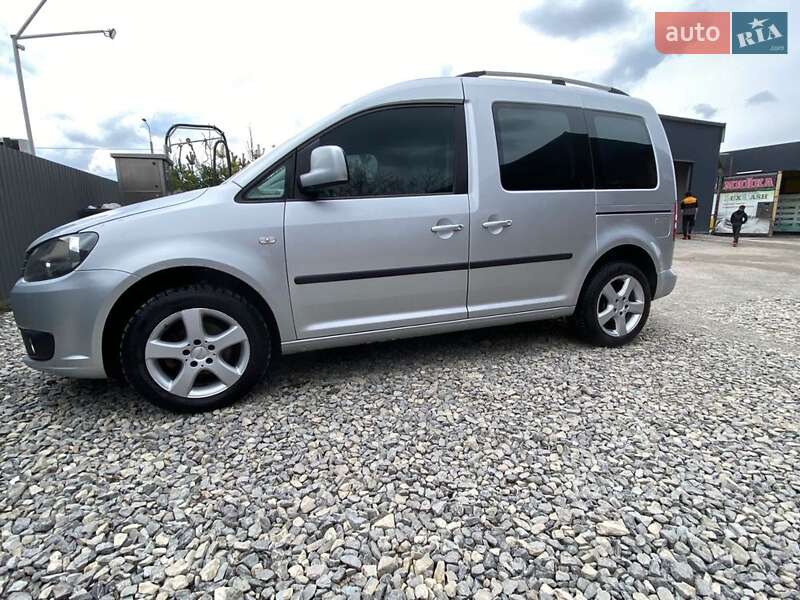 Мінівен Volkswagen Caddy 2010 в Тернополі