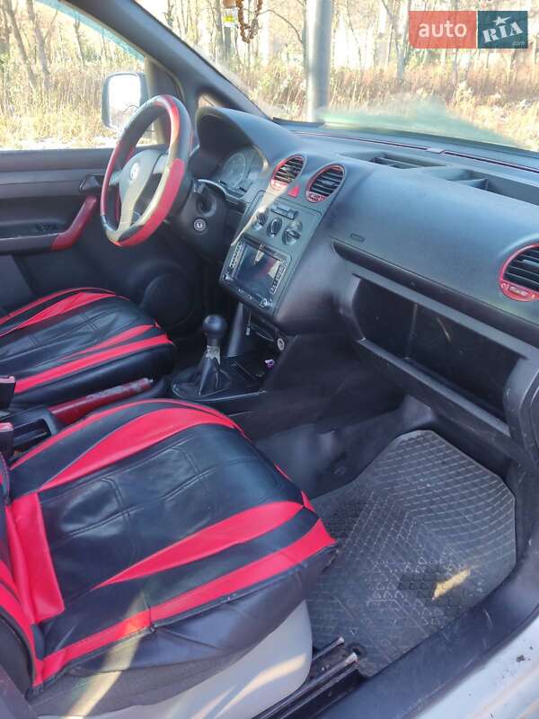 Минивэн Volkswagen Caddy 2007 в Кременце