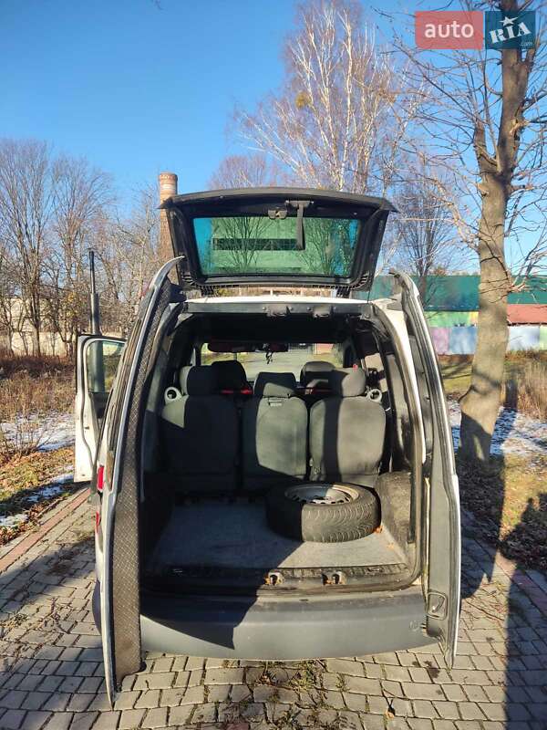 Минивэн Volkswagen Caddy 2007 в Кременце