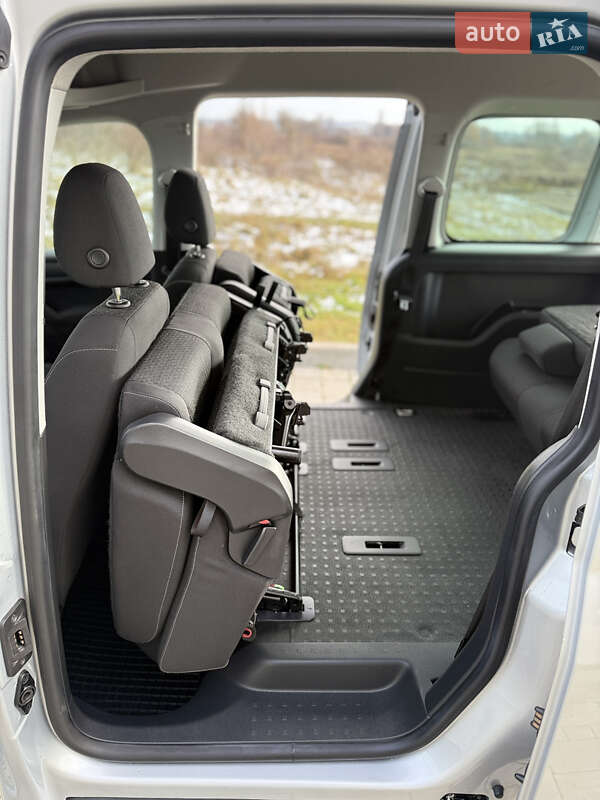 Мінівен Volkswagen Caddy 2020 в Рівному