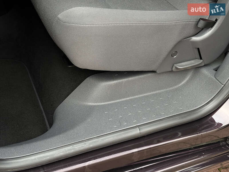 Минивэн Volkswagen Caddy 2013 в Стрые фото 68 Минивэн Volkswagen Caddy 2013 в Стрые