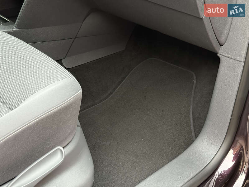 Минивэн Volkswagen Caddy 2013 в Стрые фото 86 Минивэн Volkswagen Caddy 2013 в Стрые