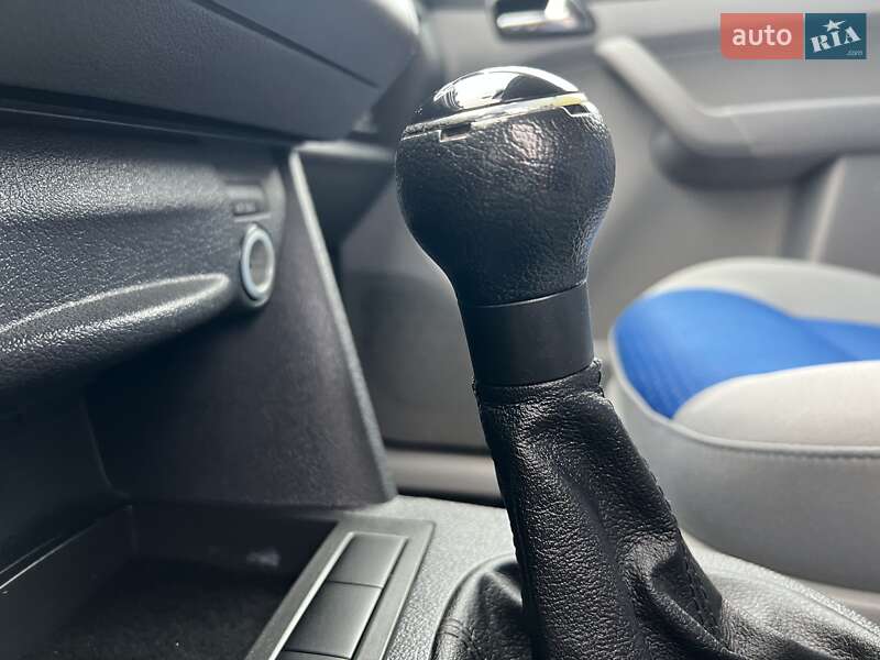 Минивэн Volkswagen Caddy 2008 в Житомире фото 34 Минивэн Volkswagen Caddy 2008 в Житомире