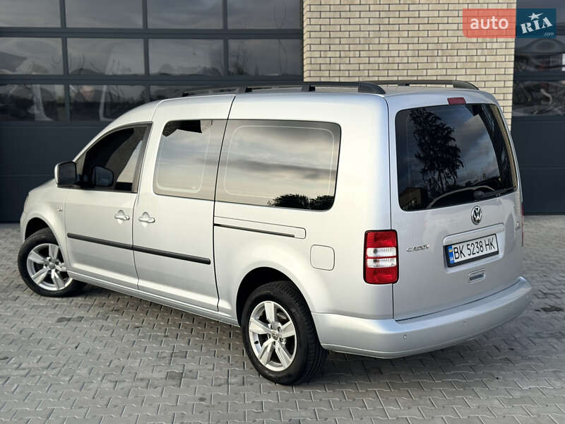 Мінівен Volkswagen Caddy 2013 в Сарнах