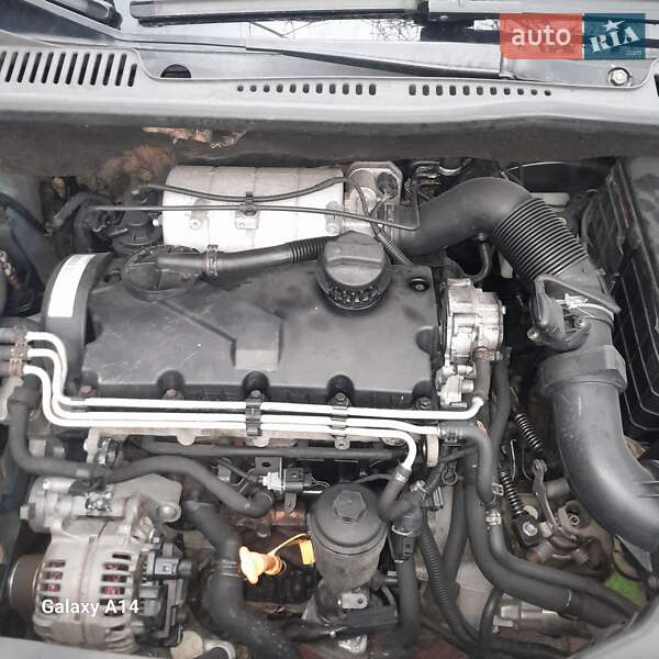 Минивэн Volkswagen Caddy 2006 в Виноградове