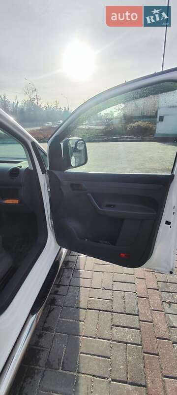 Грузовой фургон Volkswagen Caddy 2012 в Киеве фото 16 Грузовой фургон Volkswagen Caddy 2012 в Киеве