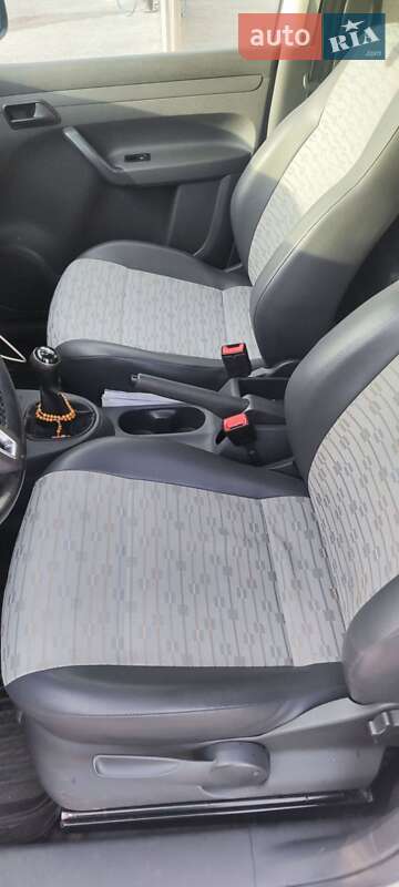 Грузовой фургон Volkswagen Caddy 2012 в Киеве фото 25 Грузовой фургон Volkswagen Caddy 2012 в Киеве