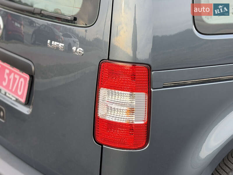Минивэн Volkswagen Caddy 2006 в Виннице