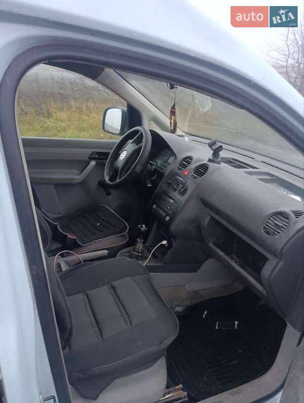 Минивэн Volkswagen Caddy 2004 в Глухове фото 6 Минивэн Volkswagen Caddy 2004 в Глухове