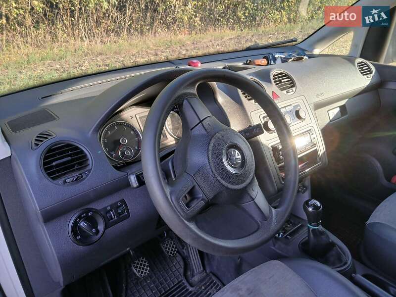 Вантажний фургон Volkswagen Caddy 2013 в Нових Санжарах фото 9 Вантажний фургон Volkswagen Caddy 2013 в Нових Санжарах