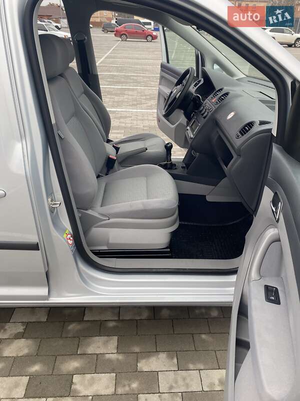 Мінівен Volkswagen Caddy 2009 в Вінниці