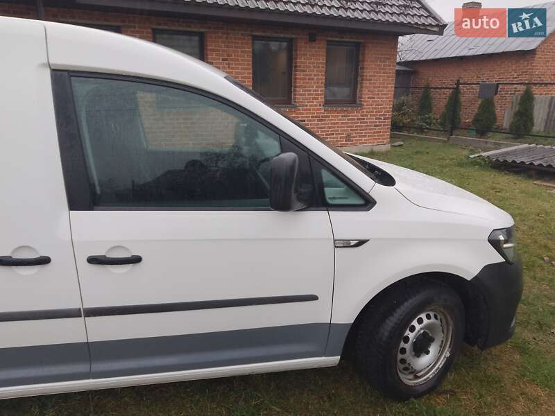 Вантажний фургон Volkswagen Caddy 2017 в Луцьку