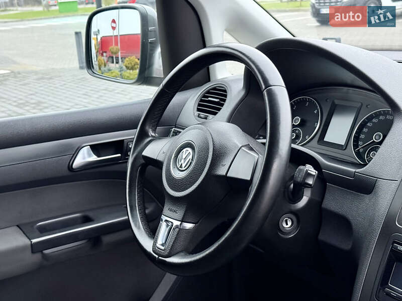 Минивэн Volkswagen Caddy 2012 в Луцке