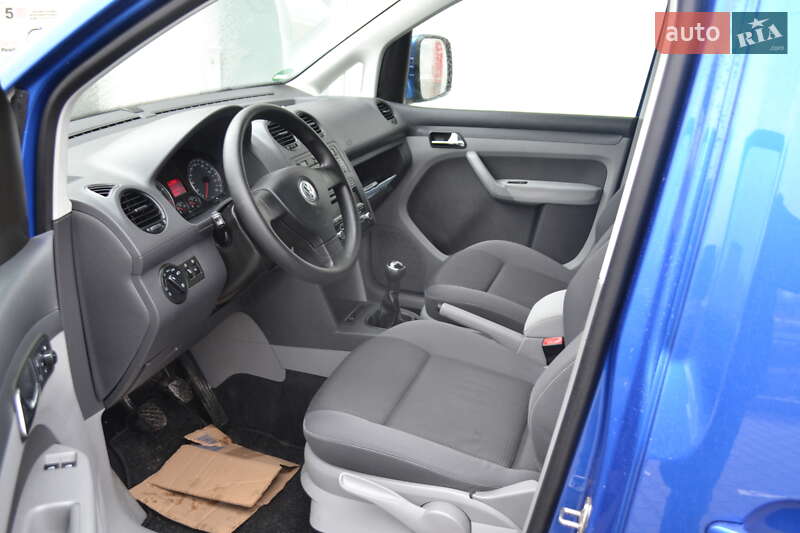 Мінівен Volkswagen Caddy 2010 в Вінниці