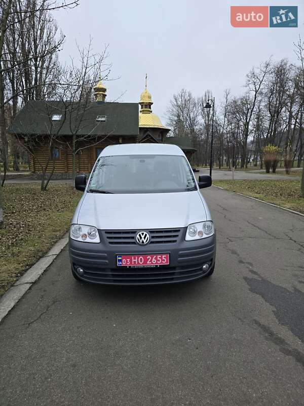 Мінівен Volkswagen Caddy 2009 в Києві