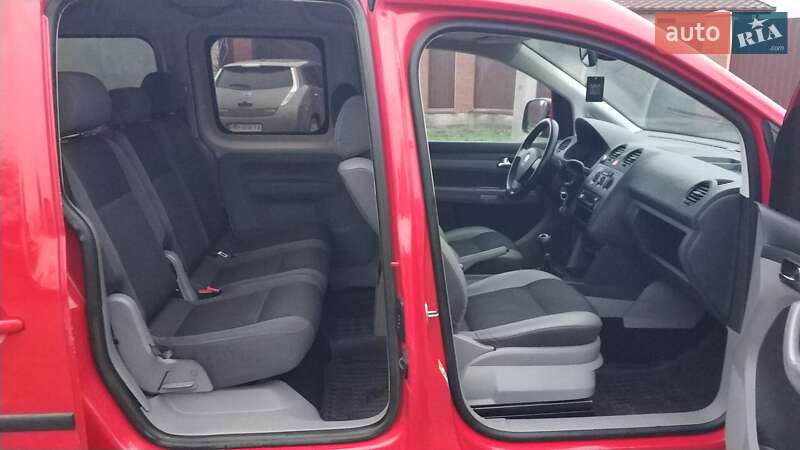 Минивэн Volkswagen Caddy 2010 в Виннице