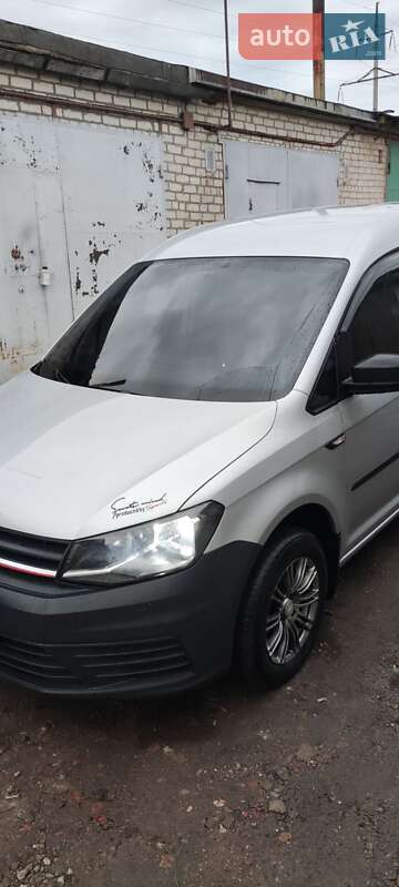 Вантажний фургон Volkswagen Caddy 2016 в Харкові